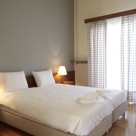 Hotel Theoxenia Lutráki Kültér fotó