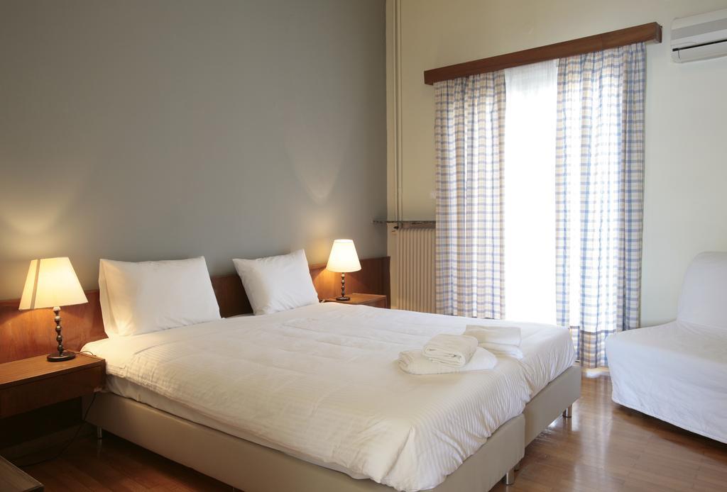 Hotel Theoxenia Lutráki Kültér fotó