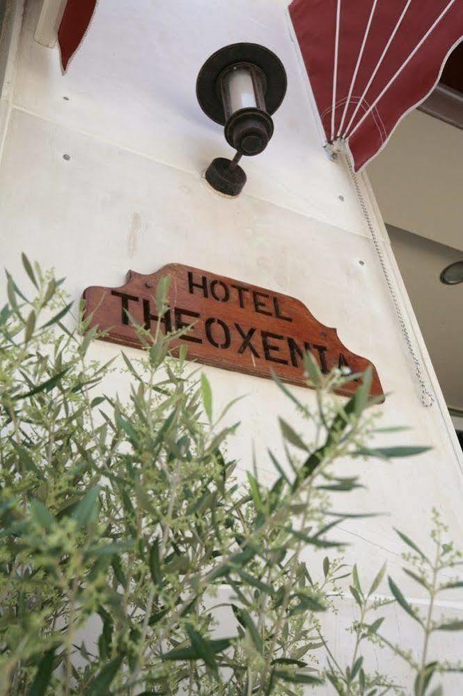 Hotel Theoxenia Lutráki Kültér fotó