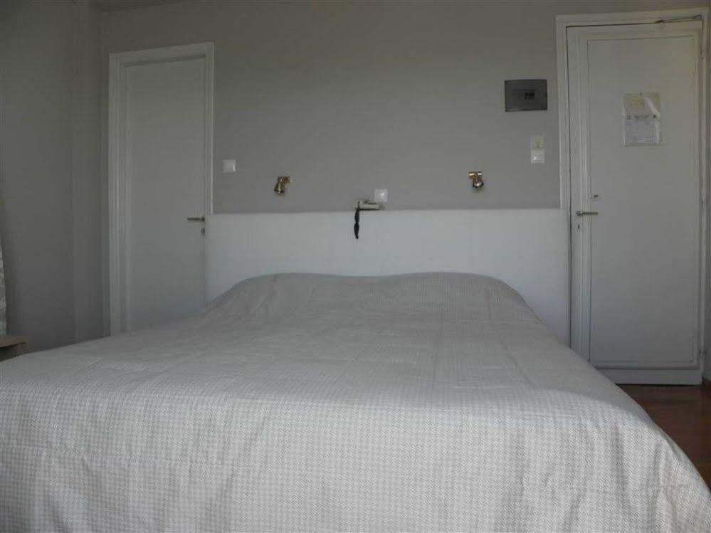 Hotel Theoxenia Lutráki Kültér fotó