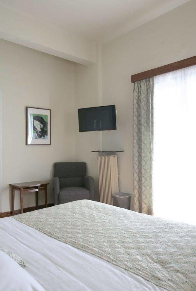 Hotel Theoxenia Lutráki Kültér fotó