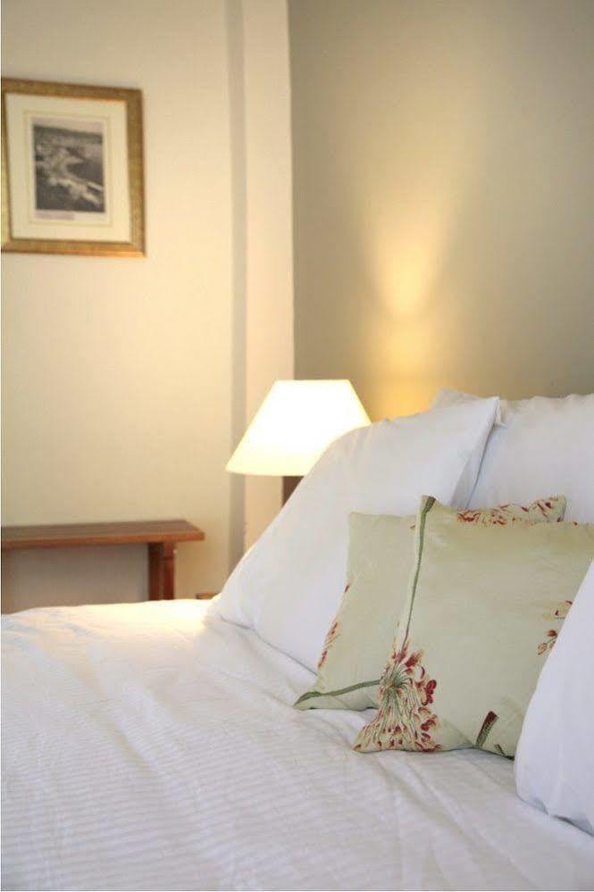 Hotel Theoxenia Lutráki Kültér fotó