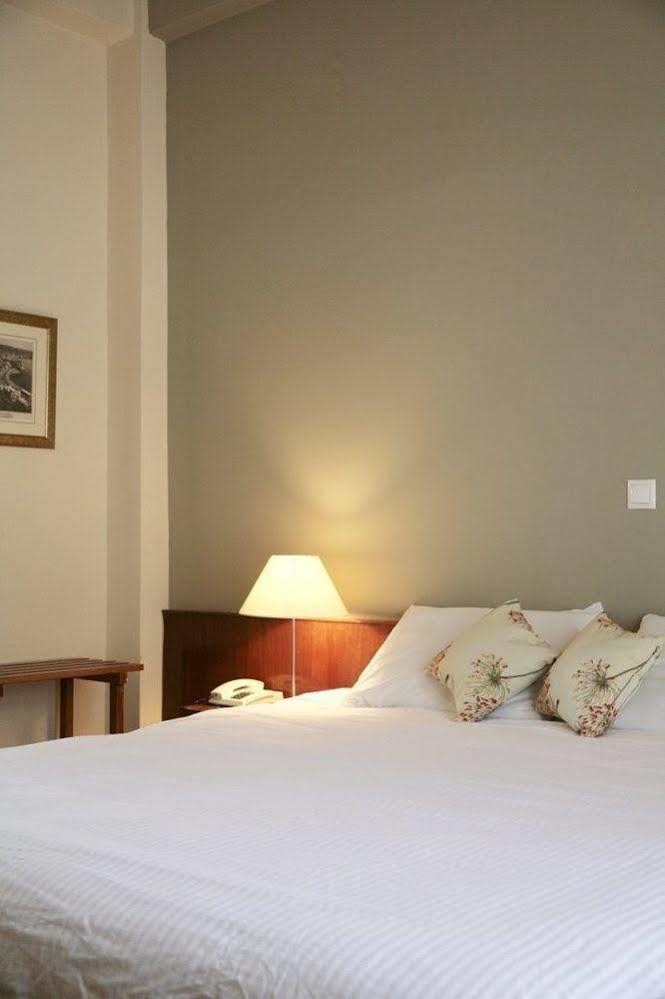 Hotel Theoxenia Lutráki Kültér fotó